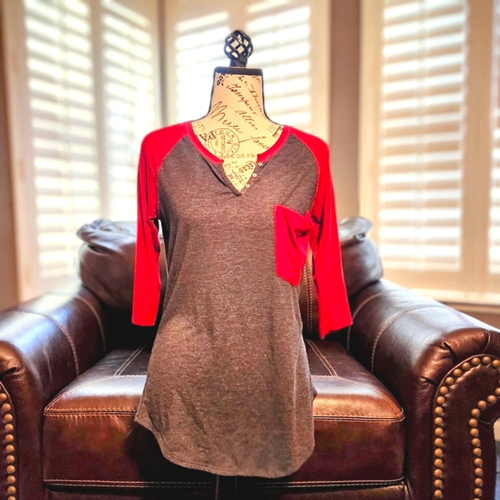 Rue21 Grey Raglan 3/4 Sleeve T-Shirt
